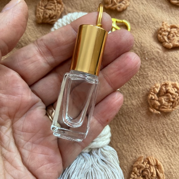 *NEW* Essential Oil Keychain handmade by me - Picture 4 of 4